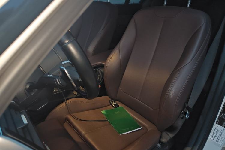 Used BMW 3 Series 2017 320Li M Sport Edition Left Front Seat