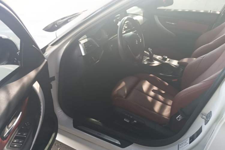 Used BMW 3 Series 2017 320i M Sport Left Front Seat