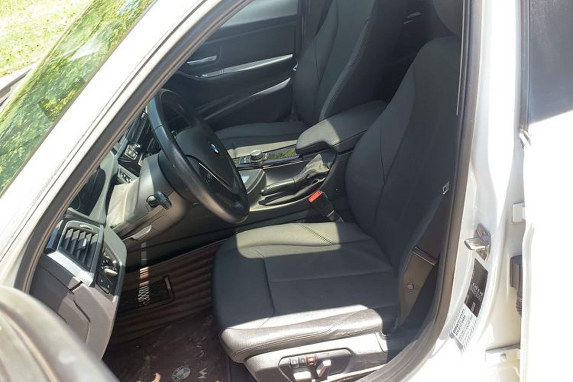 Used BMW 3 Series 2017 320Li Fashion Model Left Front Seat