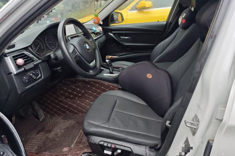 Used BMW 3 Series 2017 320Li Fashion Model Left Front Seat