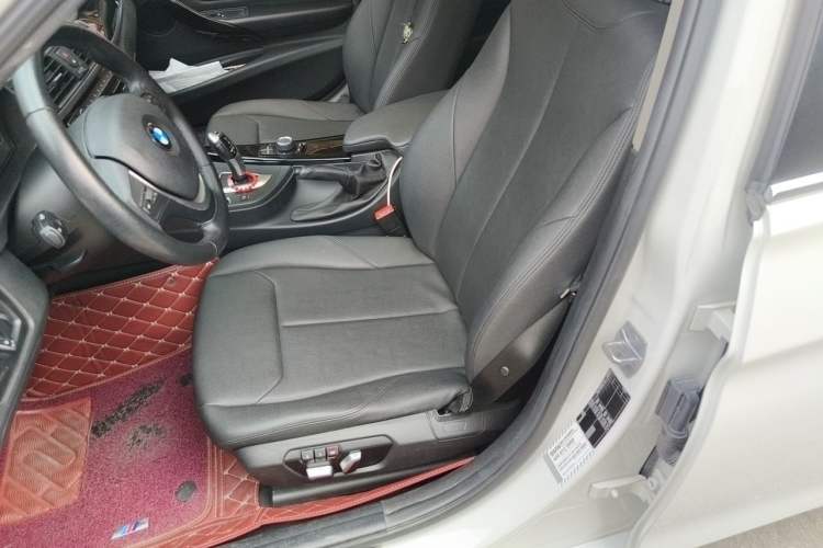 Used BMW 3 Series 2017 320Li Fashion Model Left Front Seat