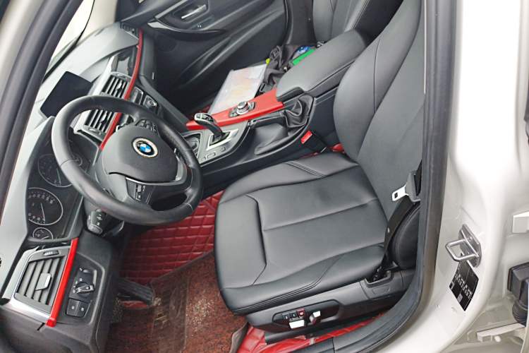 Used BMW 3 Series 2017 320Li M Sport Edition Left Front Seat