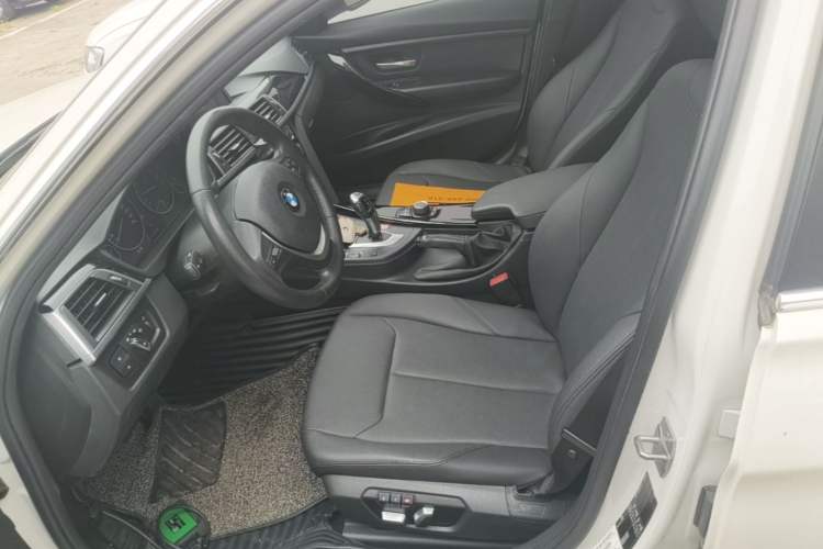 Used BMW 3 Series 2017 320Li Fashion Model Left Front Seat