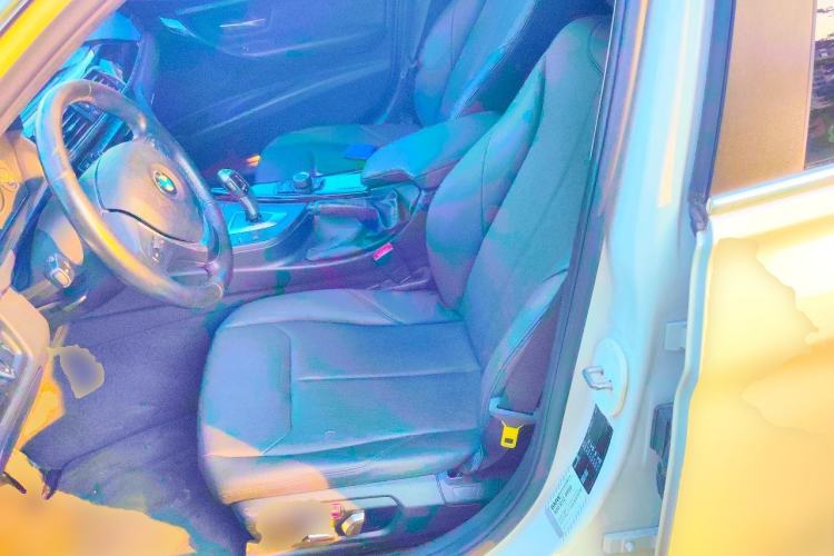 Used BMW 3 Series 2017 320Li Fashion Model Left Front Seat