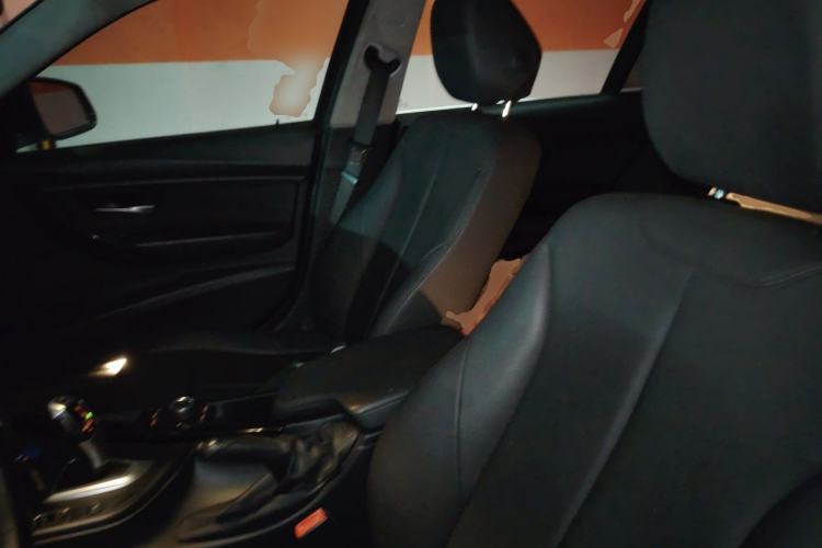 Used BMW 3 Series 2017 320Li Fashion Model Left Front Seat