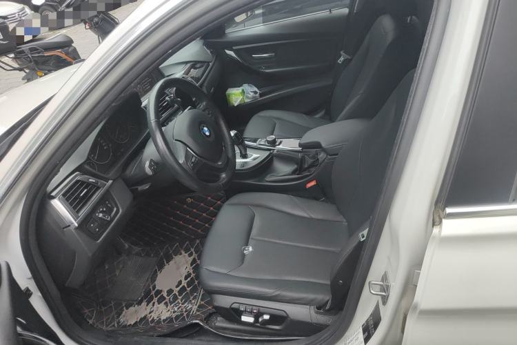 Used BMW 3 Series 2017 320Li Fashion Model Left Front Seat