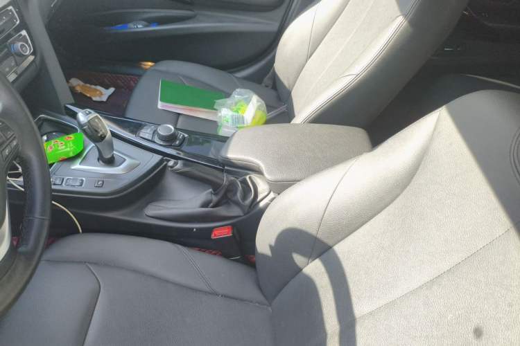 Used BMW 3 Series 2017 320Li Fashion Model Left Front Seat