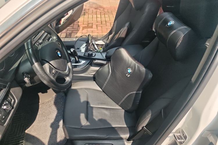 Used BMW 3 Series 2017 320Li Fashion Model Left Front Seat
