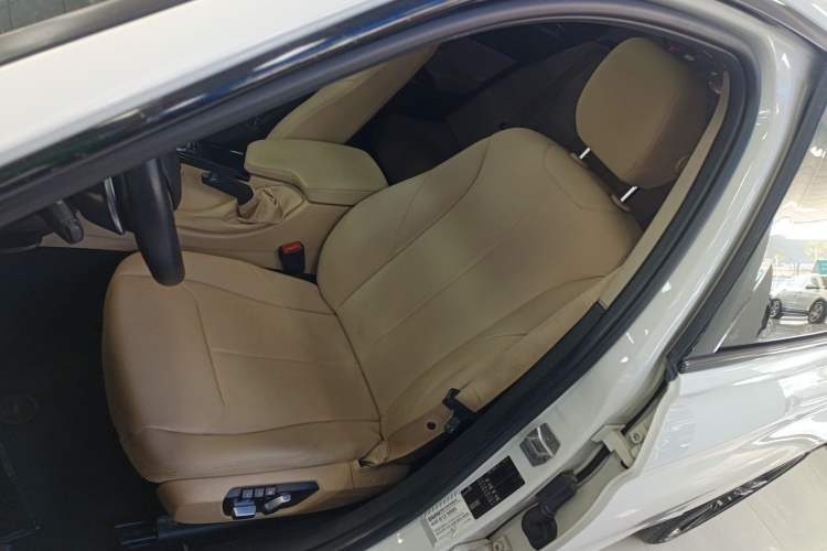 Used BMW 3 Series 2017 320Li M Sport Edition Left Front Seat