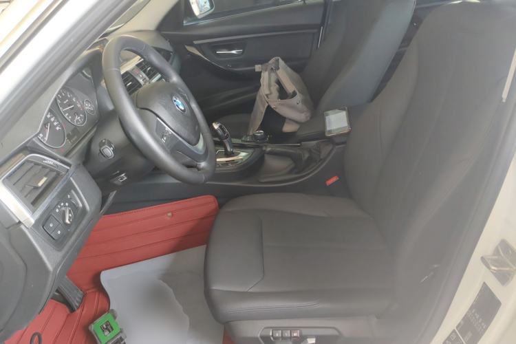 Used BMW 3 Series 2017 320Li xDrive Fashion Model Left Front Seat