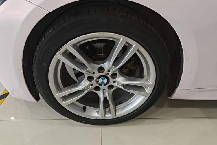 Used BMW 3 Series 2017 320Li M Sport Edition Left Front Wheel Hub