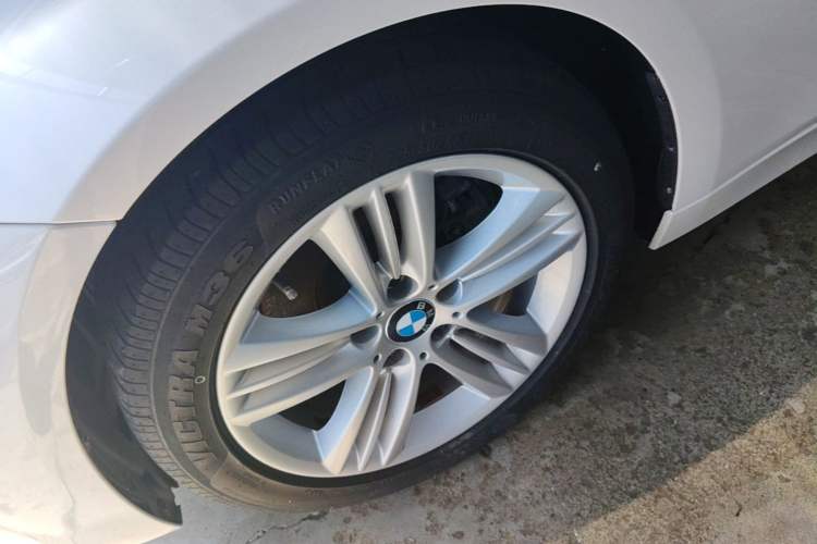Used BMW 3 Series 2017 318i Fashion Model Left Front Wheel Hub