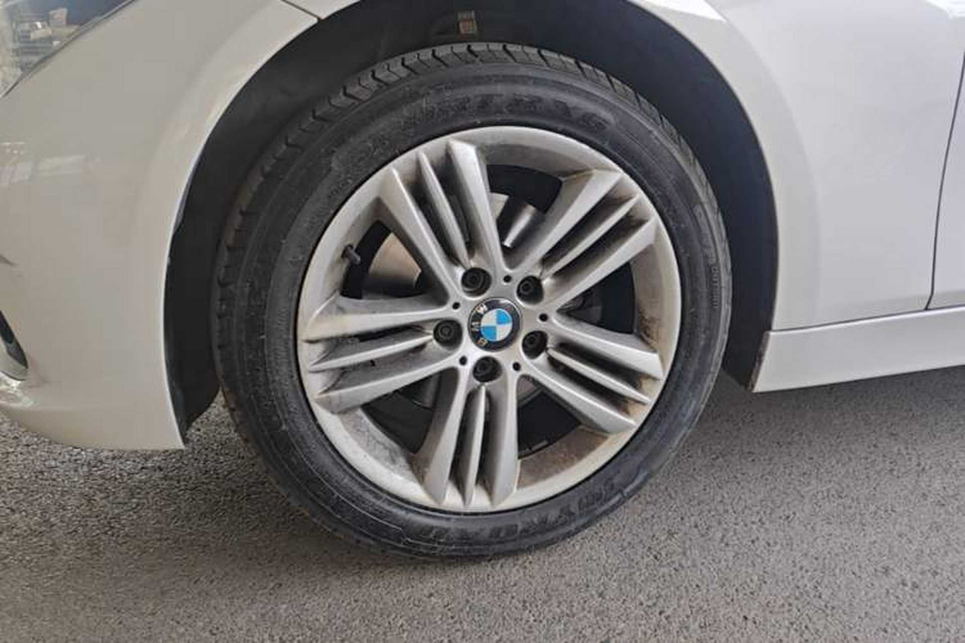 Used BMW 3 Series 2017 318i Fashion Model Left Front Wheel Hub