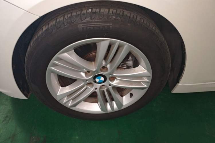 Used BMW 3 Series 2017 320Li Fashion Model Left Front Wheel Hub