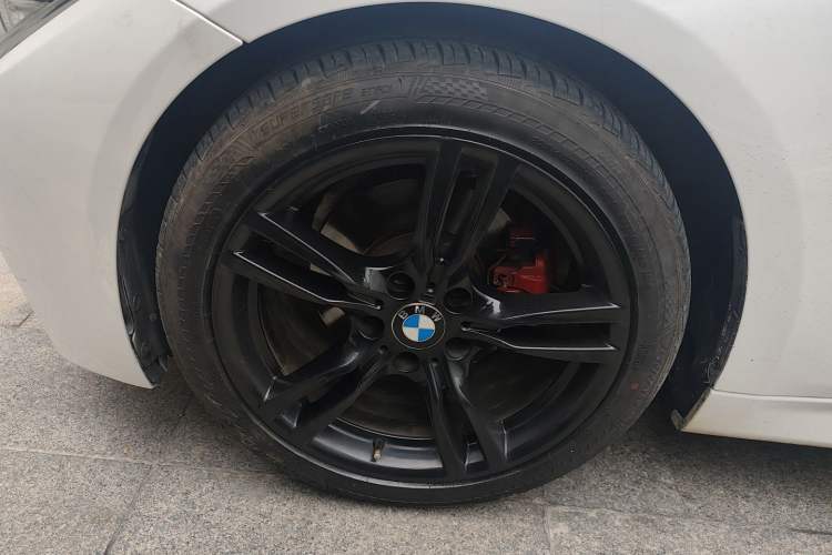 Used BMW 3 Series 2017 320Li M Sport Edition Left Front Wheel Hub