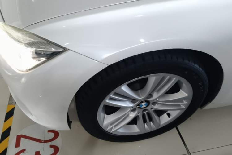 Used BMW 3 Series 2017 320Li Fashion Model Left Front Wheel Hub