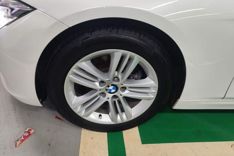 Used BMW 3 Series 2017 320Li Fashion Model Left Front Wheel Hub