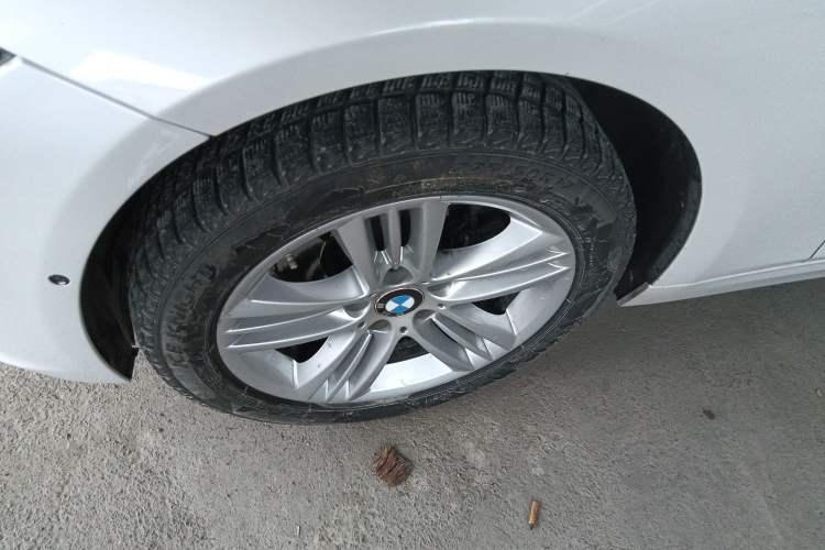 Used BMW 3 Series 2017 320Li xDrive Fashion Model Left Front Wheel Hub