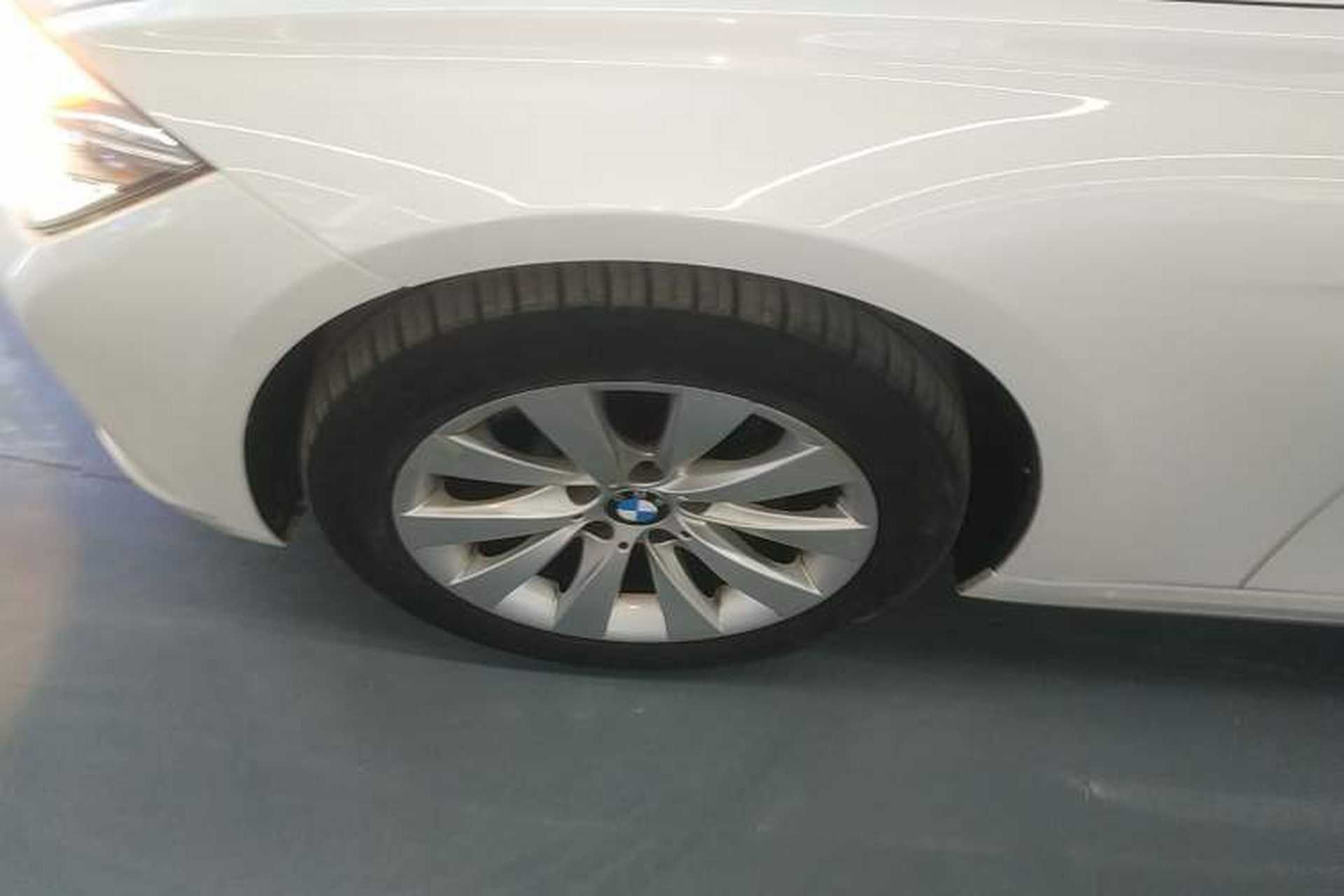 Used BMW 3 Series 2017 318Li Fashion Model Left Front Wheel Hub