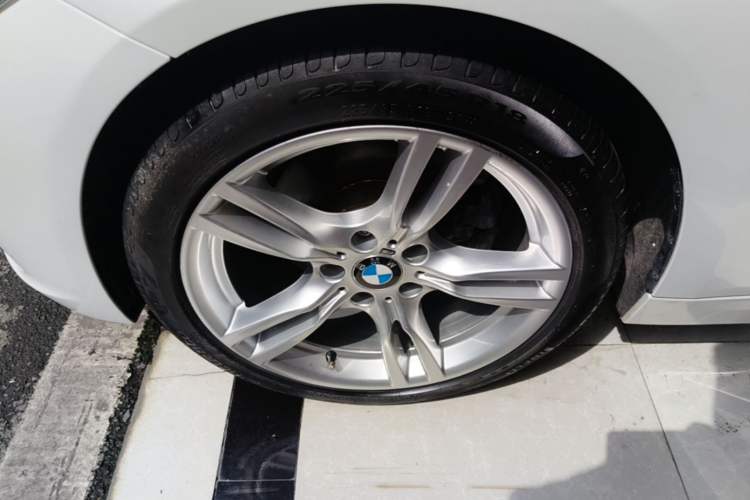 Used BMW 3 Series 2017 320Li Fashion Model Left Front Wheel Hub