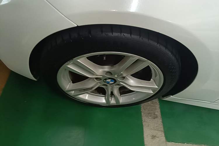 Used BMW 3 Series 2017 320Li M Sport Edition Left Front Wheel Hub