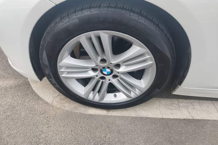 Used BMW 3 Series 2017 320Li Fashion Model Left Front Wheel Hub