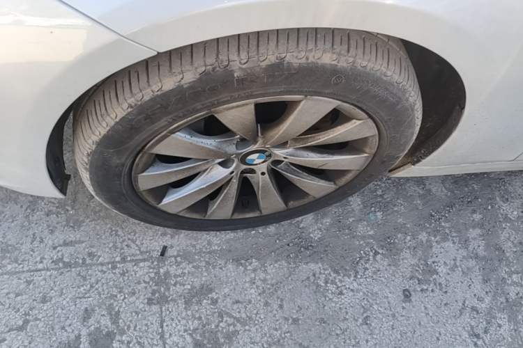 Used BMW 3 Series 2017 318Li Fashion Model Left Front Wheel Hub