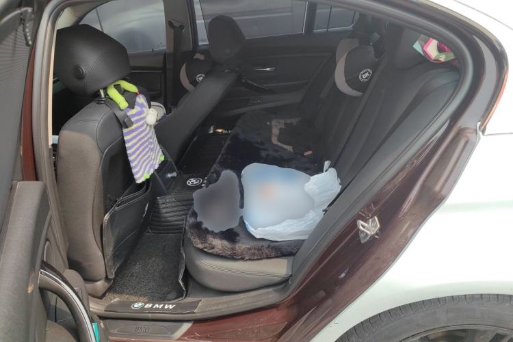 Used BMW 3 Series 2017 320Li Fashion Model Left Rear Seat