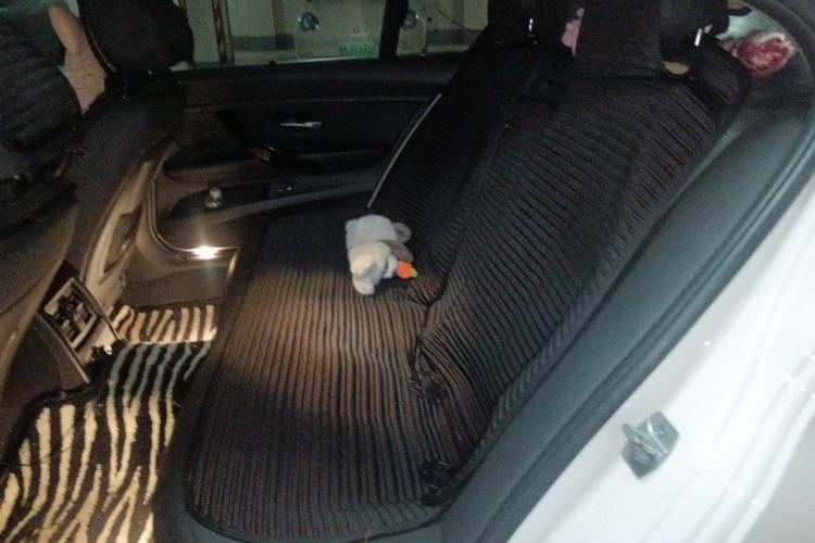Used BMW 3 Series 2017 320Li Fashion Model Left Rear Seat
