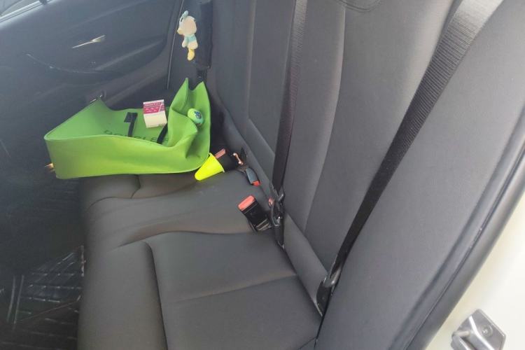 Used BMW 3 Series 2017 320Li Fashion Model Left Rear Seat
