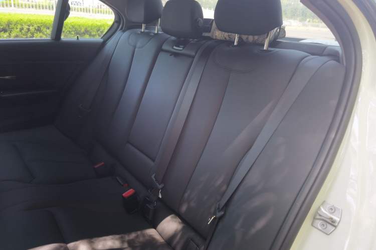 Used BMW 3 Series 2017 320Li M Sport Edition Left Rear Seat