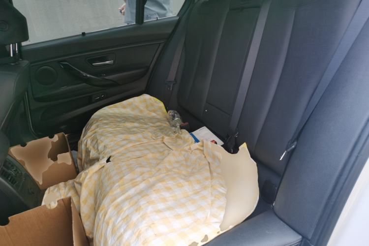 Used BMW 3 Series 2017 320Li Fashion Model Left Rear Seat