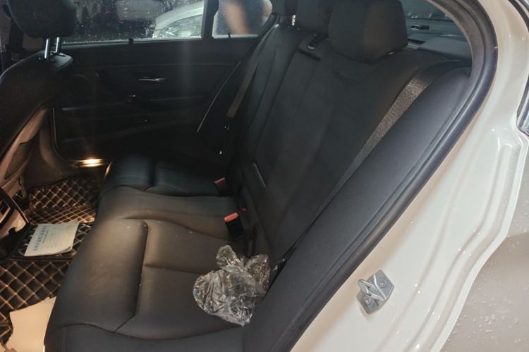 Used BMW 3 Series 2017 320Li Fashion Model Left Rear Seat