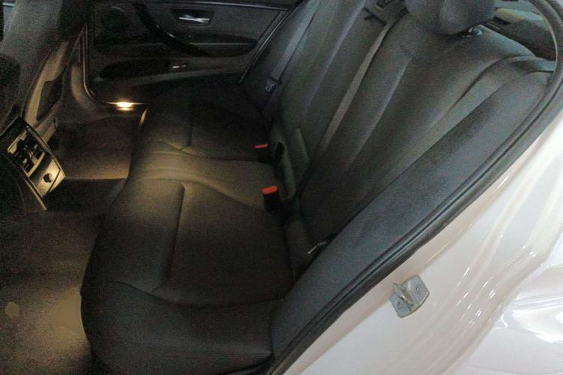 Used BMW 3 Series 2017 320Li Fashion Model Left Rear Seat