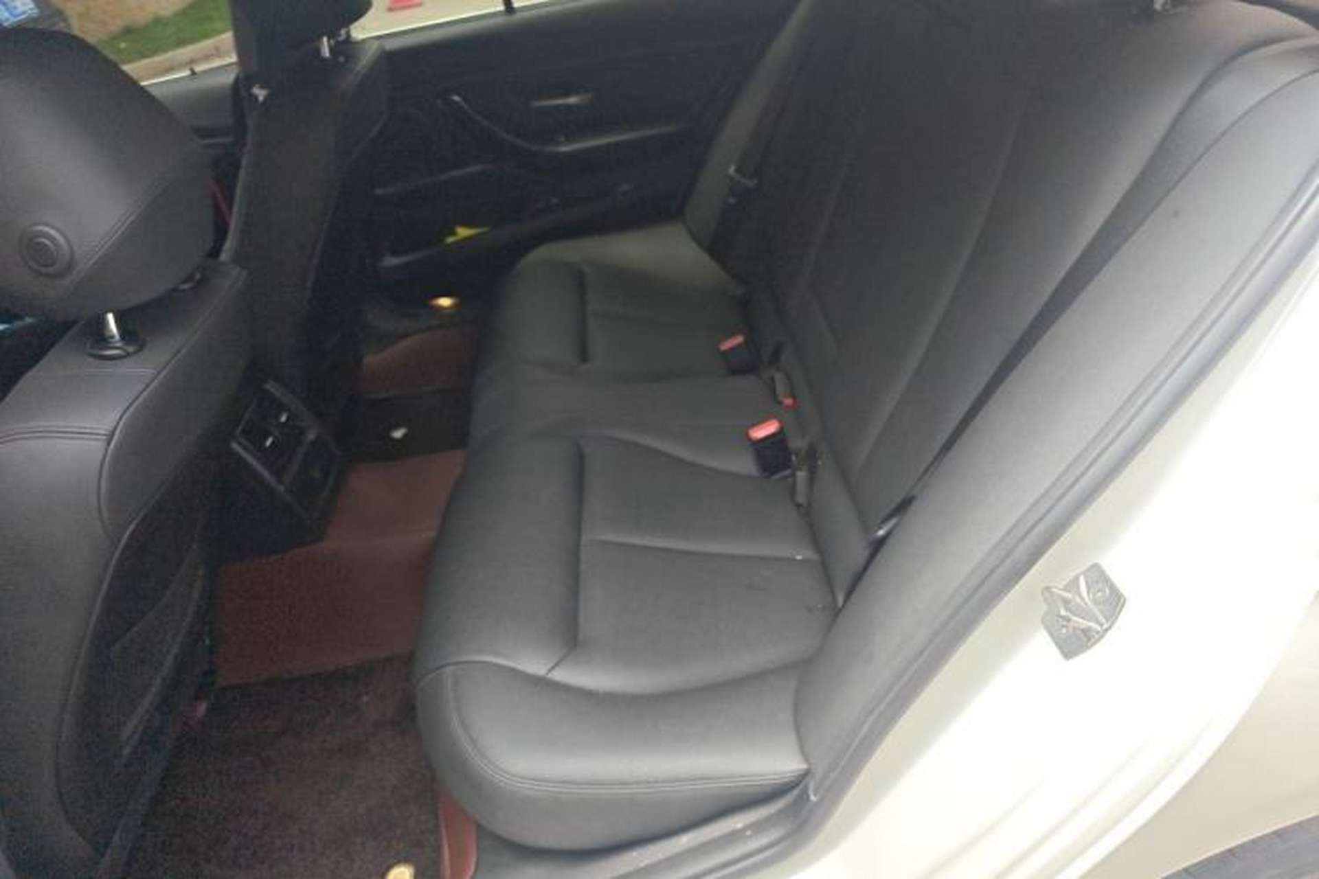 Used BMW 3 Series 2017 318Li Fashion Model Left Rear Seat