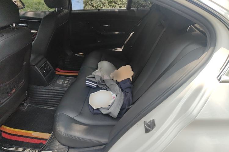 Used BMW 3 Series 2017 320Li Fashion Model Left Rear Seat