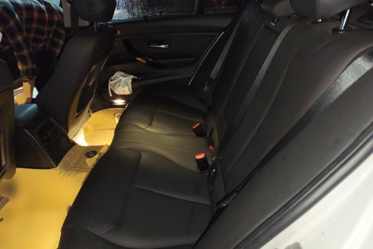 Used BMW 3 Series 2017 320Li Fashion Model Left Rear Seat