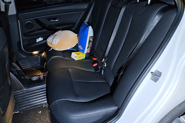 Used BMW 3 Series 2017 320Li xDrive Fashion Model Left Rear Seat