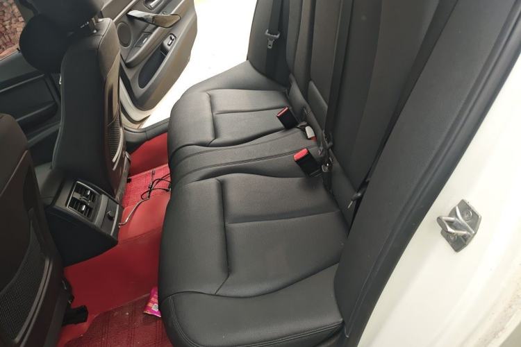 Used BMW 3 Series 2017 320Li Fashion Model Left Rear Seat