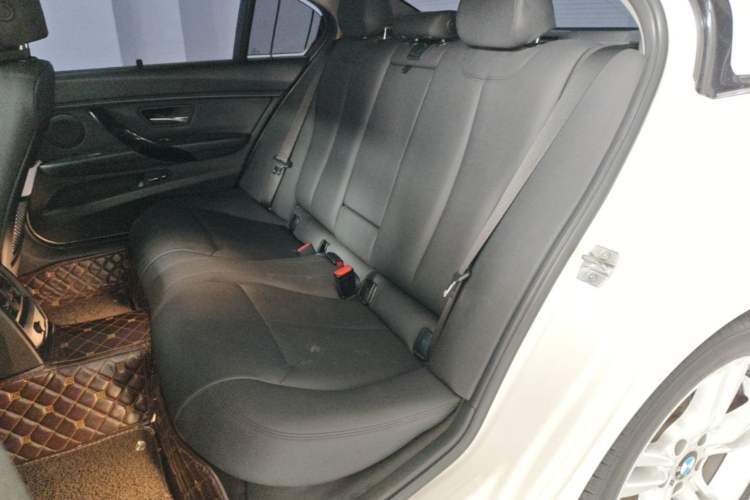 Used BMW 3 Series 2017 320Li M Sport Edition Left Rear Seat