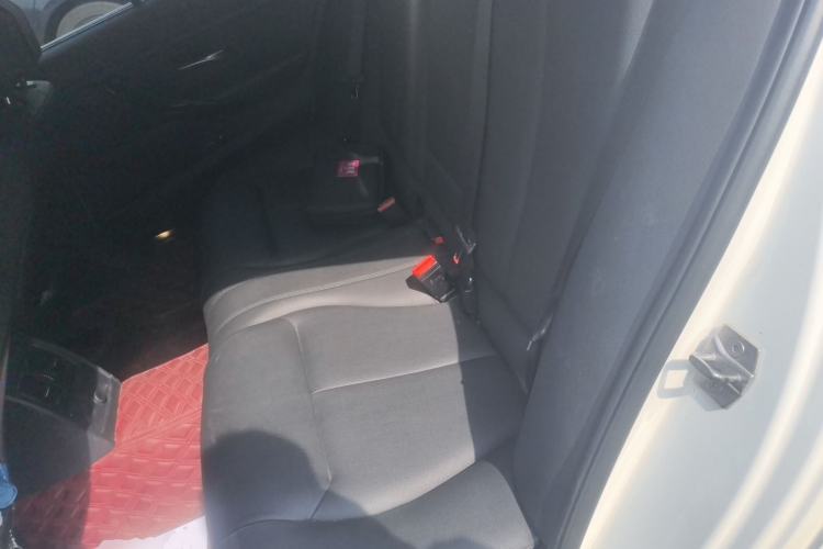 Used BMW 3 Series 2017 318Li Fashion Model Left Rear Seat