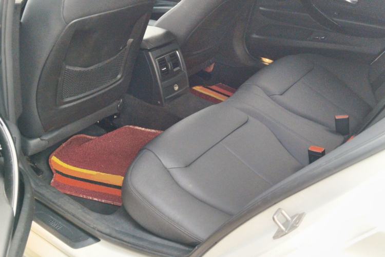 Used BMW 3 Series 2017 320Li Fashion Model Left Rear Seat
