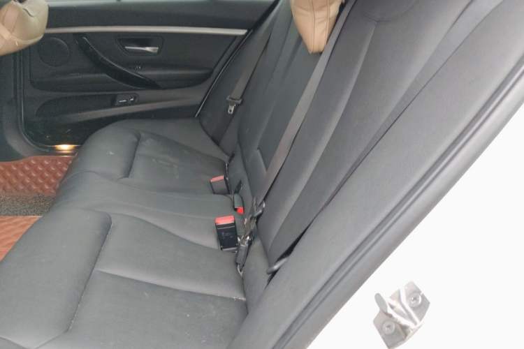 Used BMW 3 Series 2017 320Li Fashion Model Left Rear Seat