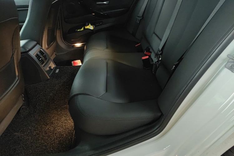 Used BMW 3 Series 2017 320Li Fashion Model Left Rear Seat