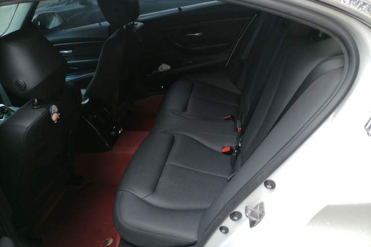 Used BMW 3 Series 2017 318Li Fashion Model Left Rear Seat