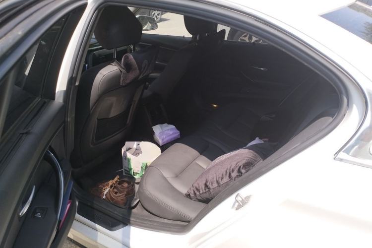 Used BMW 3 Series 2017 320Li Fashion Model Left Rear Seat