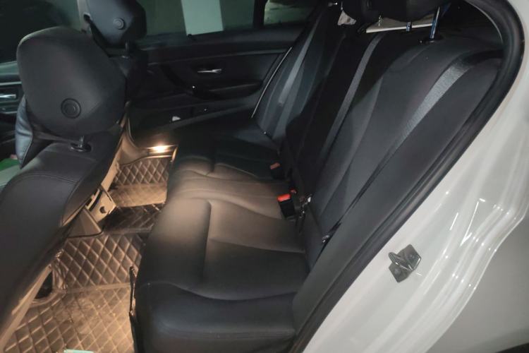 Used BMW 3 Series 2017 320Li xDrive Fashion Model Left Rear Seat