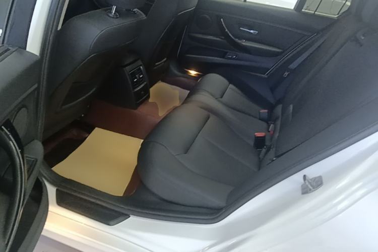 Used BMW 3 Series 2017 318Li Fashion Model Left Rear Seat
