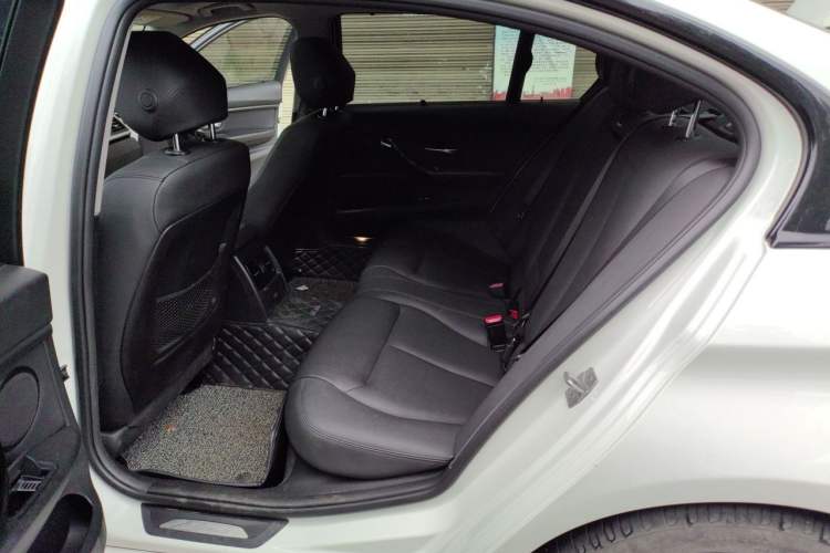 Used BMW 3 Series 2017 320Li M Sport Edition Left Rear Seat