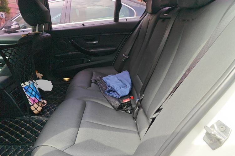 Used BMW 3 Series 2017 320Li Fashion Model Left Rear Seat